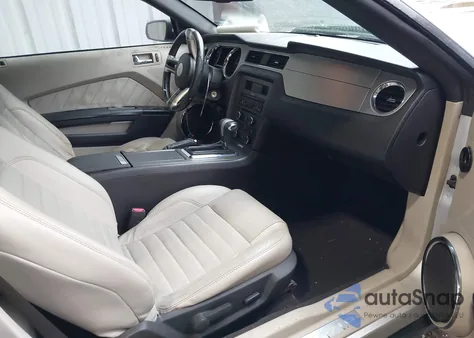 2010 Ford Mustang V6/V6 Premium из США, поврежденный, VIN 1ZVBP8EN3A5140634